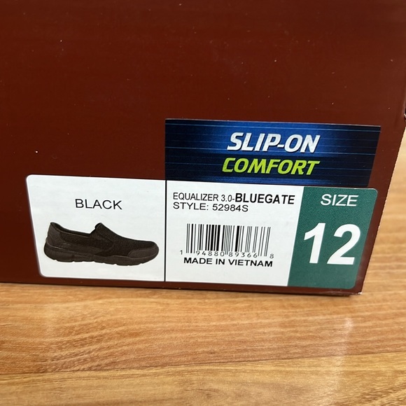 Skechers Men’s Slip-On - Picture 13 of 15
